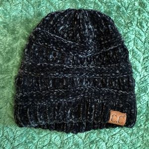 NWOT C.C. Women’s knit hat Black OS